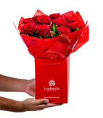 Ανθοδέσμη με 10 Κόκκινα Τριαντάφυλλα Red Velvet
