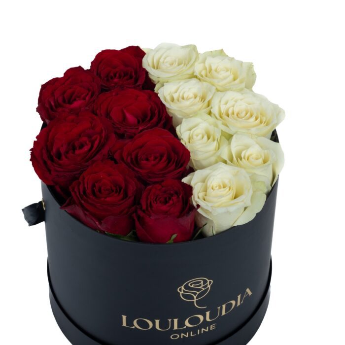 Κουτί με 15 Κόκκινα-Λευκά Τριαντάφυλλα