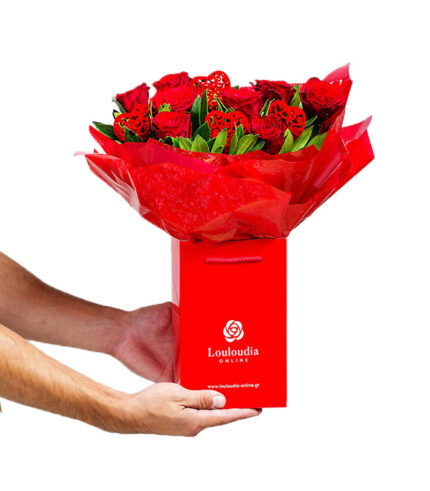 Bouquet of Love with 8 Red Roses Premium