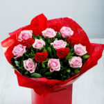 Ανθοδέσμη Αγάπης με 10 ροζ τριαντάφυλλα Premium