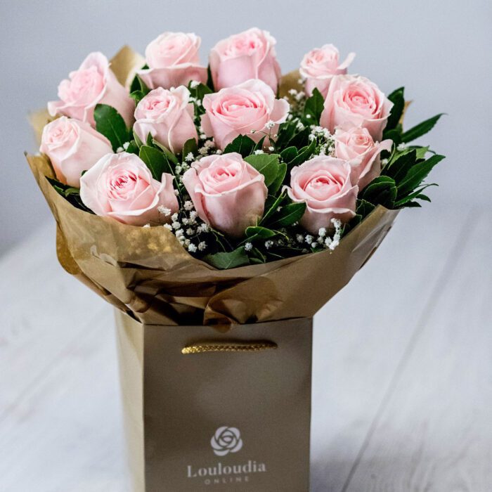 Bouquet Classic with 12 Pink Roses Deluxe