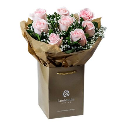 Classic Flower Bouquet with 8 Pink Premium Roses