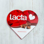 Κουτί με Σοκολατάκια σε Σχήμα Καρδιάς