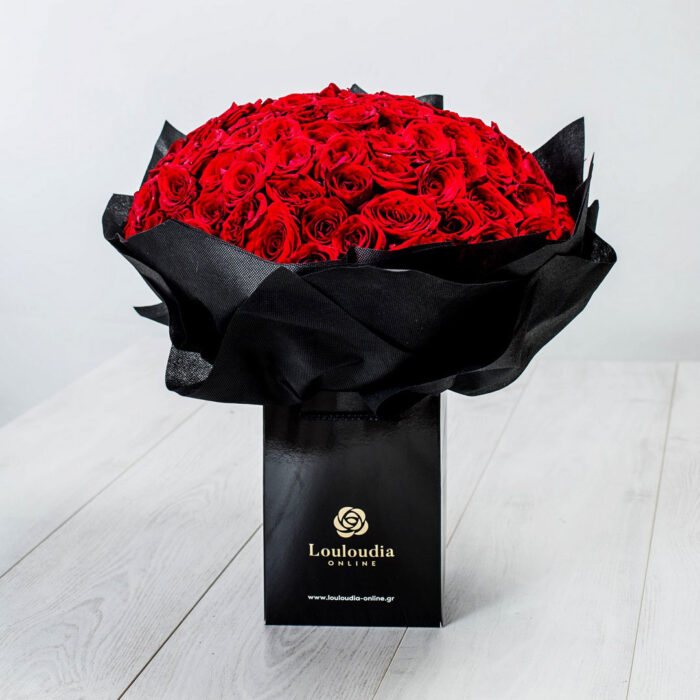 Πολυτελής Ανθοδέσμη με 100 Κόκκινα Tριαντάφυλλα