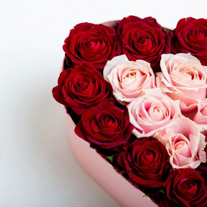 Box of Pink-Red Roses in Heart Shape