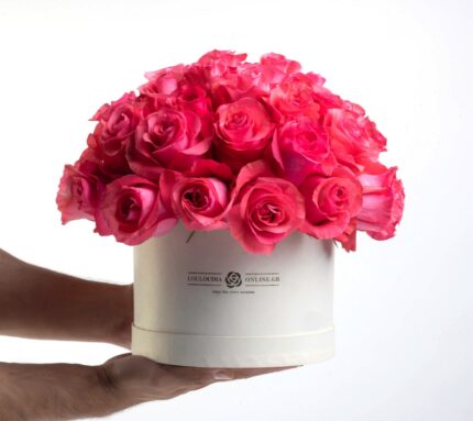 Ροζ τριαντάφυλλα σε κουτί Deluxe