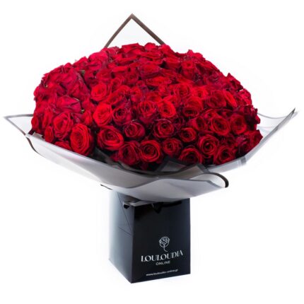 Πολυτελής Ανθοδέσμη με 150 Κόκκινα Tριαντάφυλλα